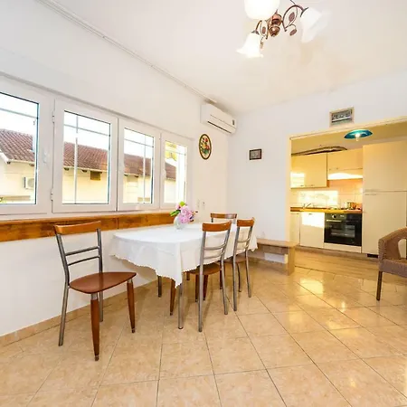 Apartment Borik